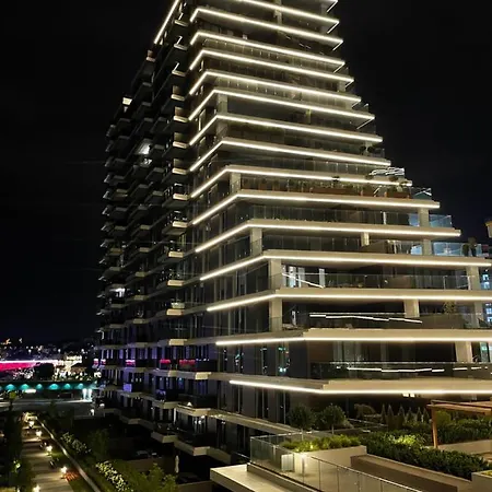 Luxury Waterfront