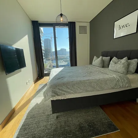 Apartment Luxury Waterfront