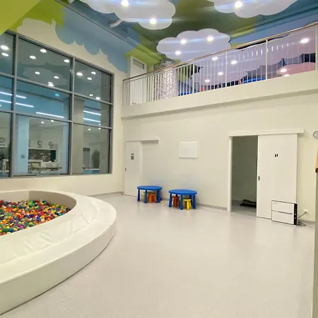 Apartment Waterfront Luxury Pool & Gym